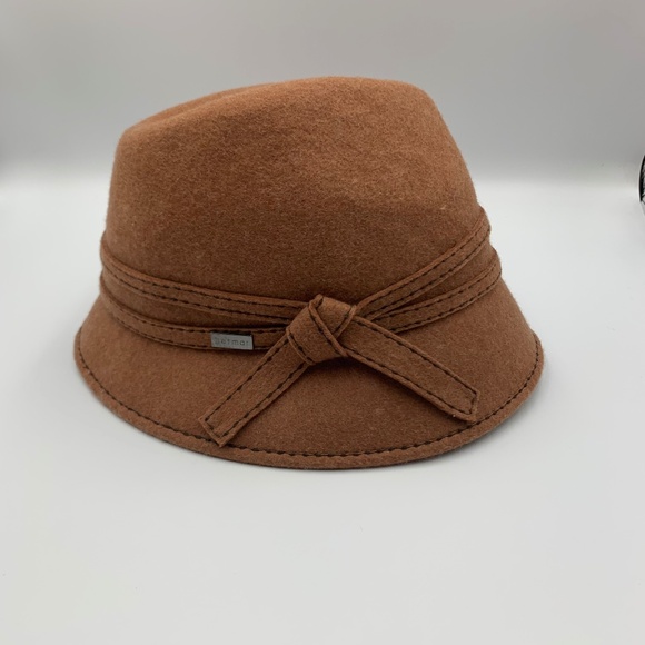 Women’s “Betmar” Brown Cloche Wool Hat, coquettecore Cottagecore 1930’s inspired - Picture 1 of 15